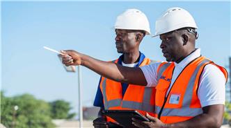 Collaborateurs-sen-eau-usine-eau-potable-senegal